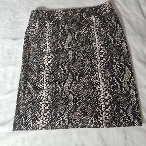 SNAKE SKIN PRINT  PENCIL SKIRT
